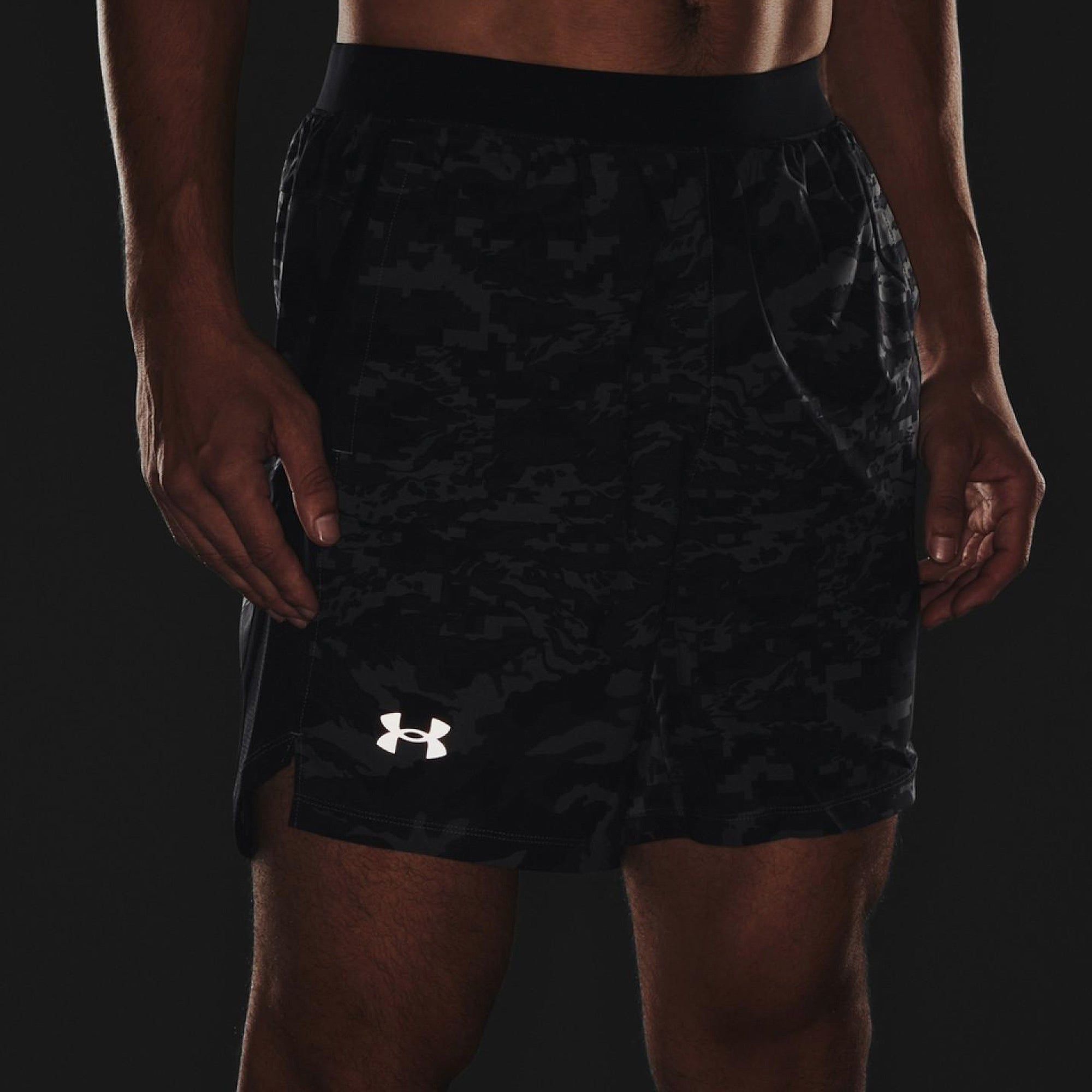 Quần Ngắn Thể Thao Nam Under Armour Launch Run 7