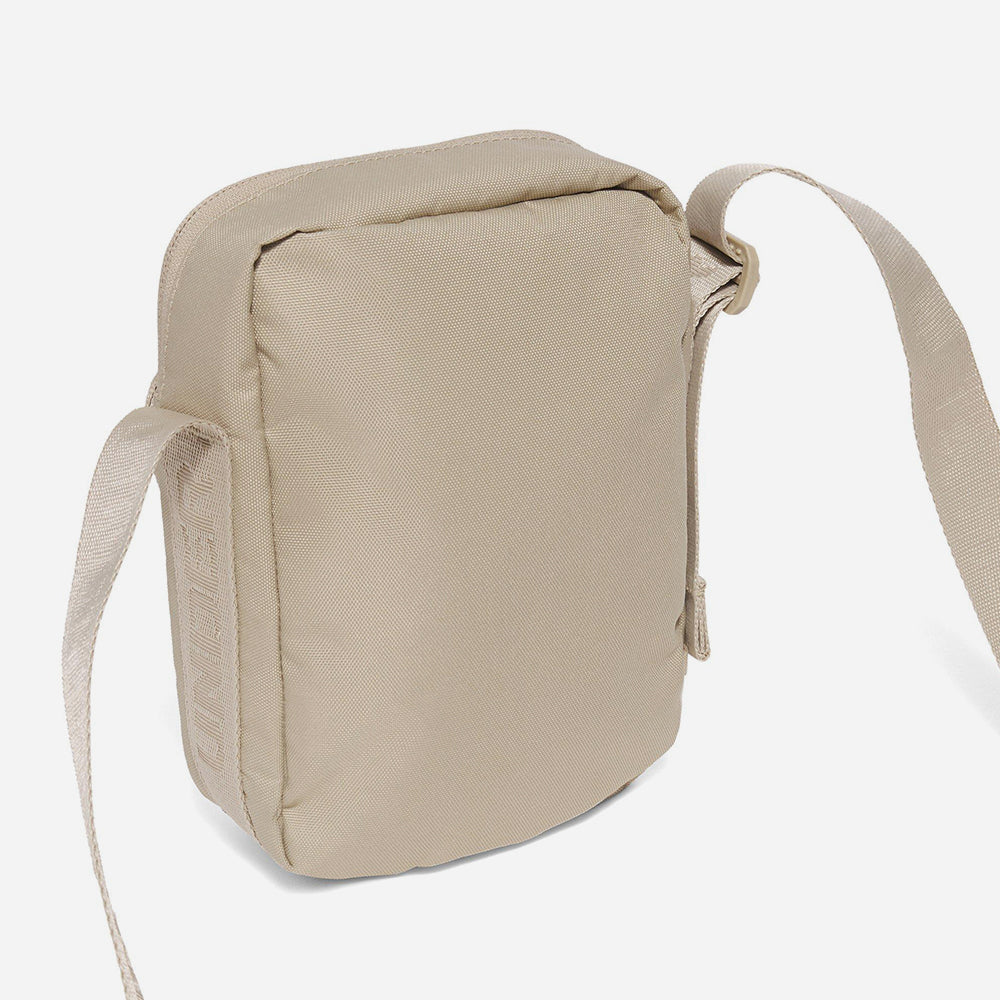 Túi Đeo Chéo Under Armour Essential Lite Crossbody - Supersports Vietnam