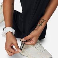 Quần Dài Thể Thao Nữ Under Armour Unstoppable Airvent Parachute - Supersports Vietnam